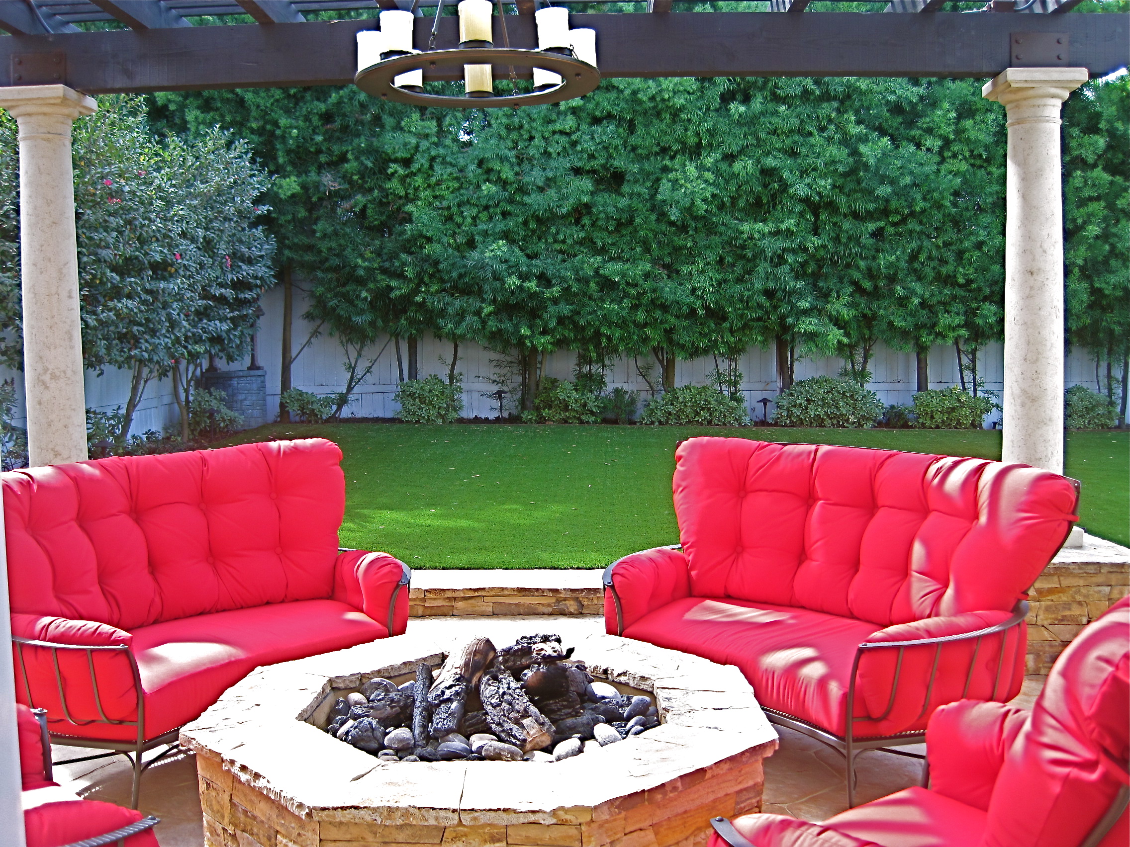 Read more about the article Fun Backyard Retreat